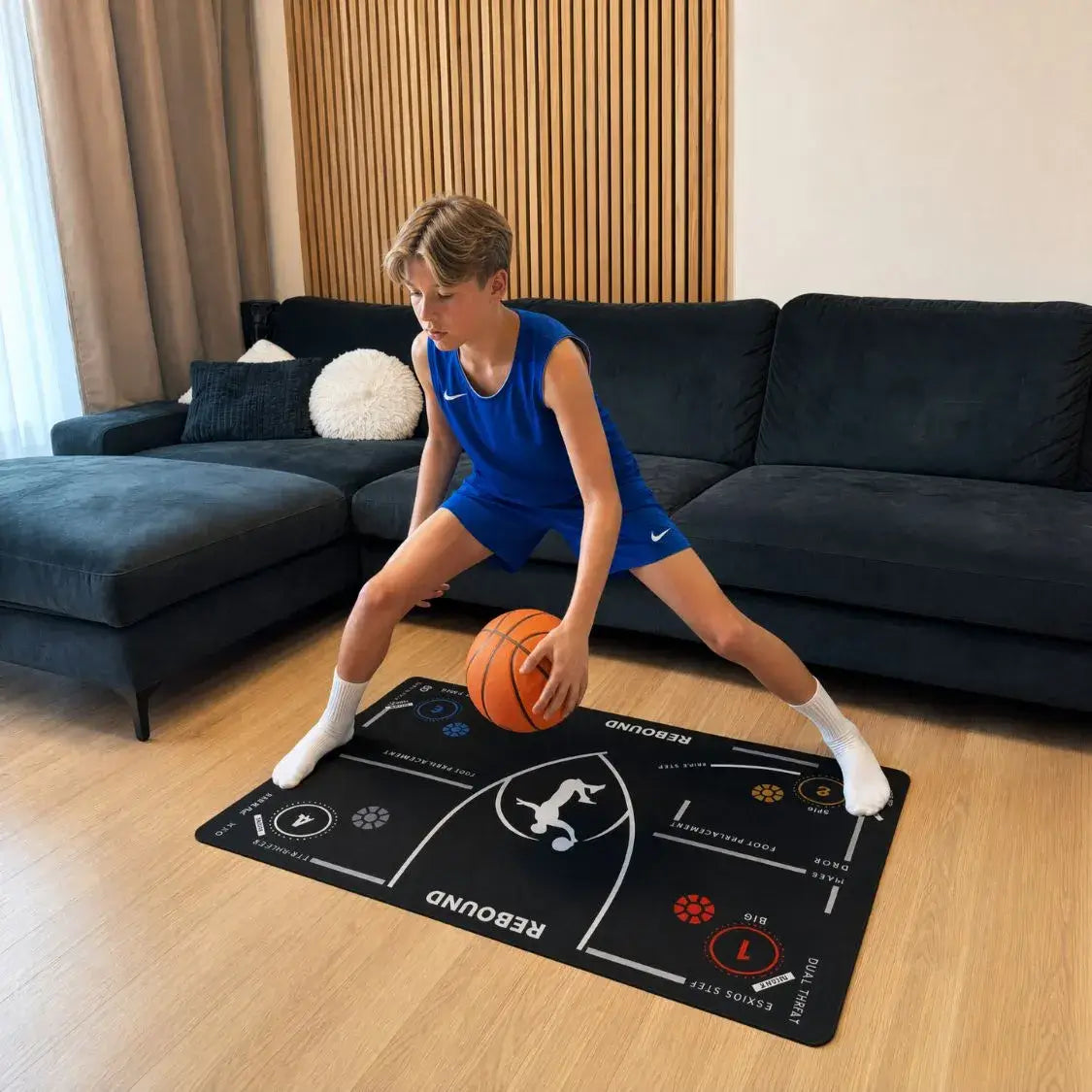 PATIKIL Tapis d'entraînement de basket-ball 2,5 mm en caoutchouc antidérapant système d'entraînement avec rappel de point pour amateur (105 x 75 cm PATIKIL Tapis d'entraînement de basket-ball 2,5 mm en caoutchouc antidérapant système d'entraînement avec rappel de point pour amateur (105 x 75 cm